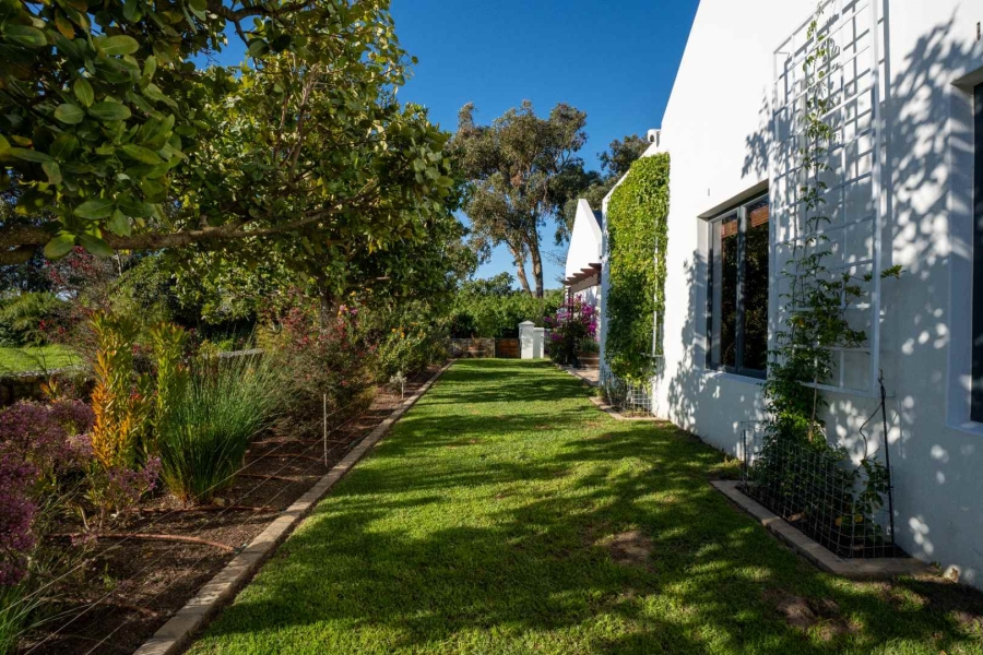 4 Bedroom Property for Sale in Croydon Western Cape
